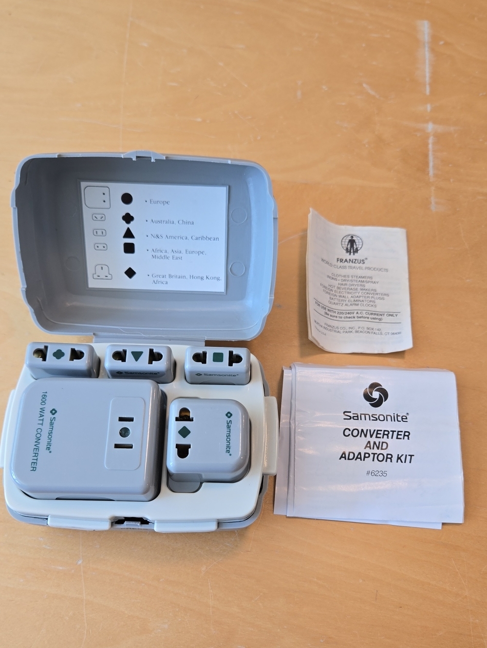 Samsonite Travel Converter and Adapter Kit in Light Gray